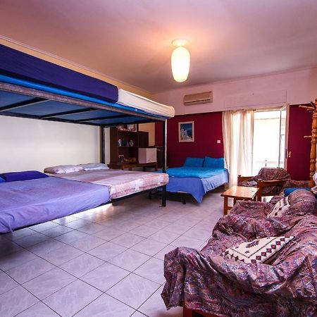 أثينا Birbili Youth Guest House المظهر الخارجي الصورة