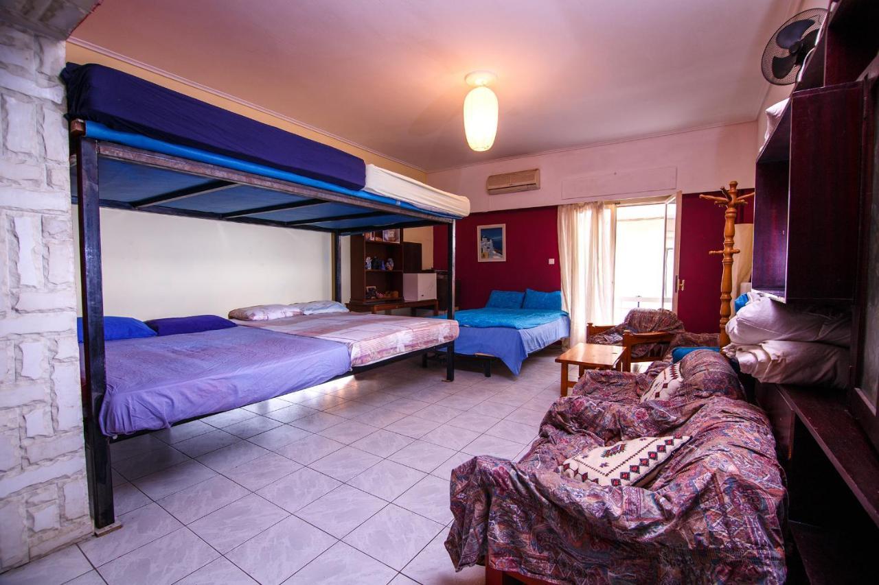 أثينا Birbili Youth Guest House المظهر الخارجي الصورة